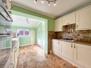 Photo 19- click for photo gallery